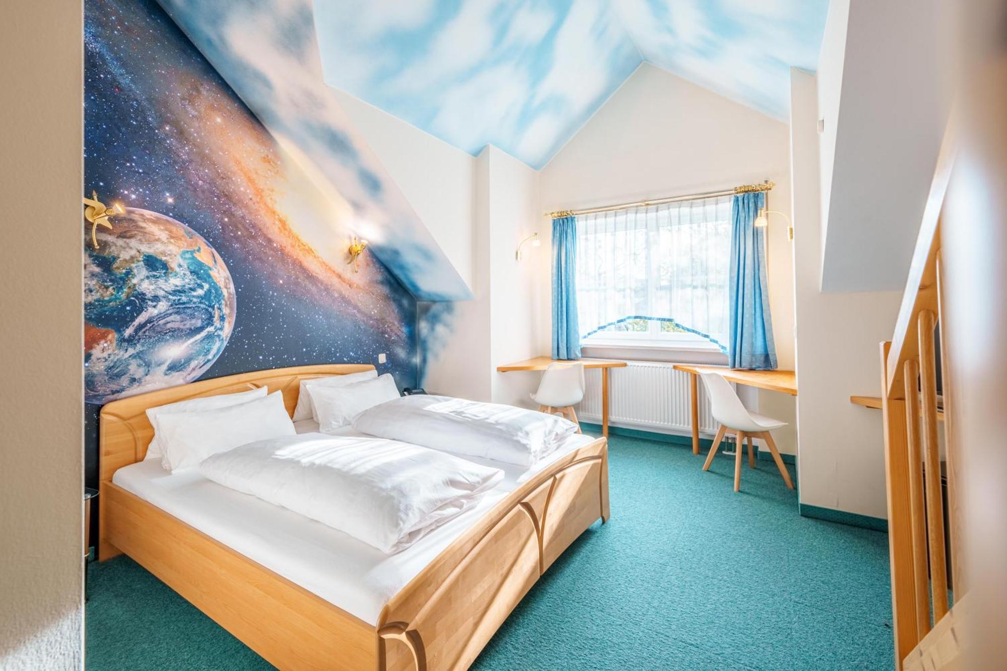 Koenig Ludwig Design Hotel Neu Zimmer Mit Sauna Oder Whirlpool Oder Mehr Альтёттинг Экстерьер фото